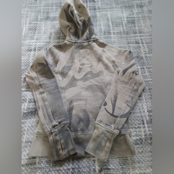 Vintage Lululemon Special Edition Grafitti Scuba Hoodie Jacket Sz 6 READ - Picture 9 of 9